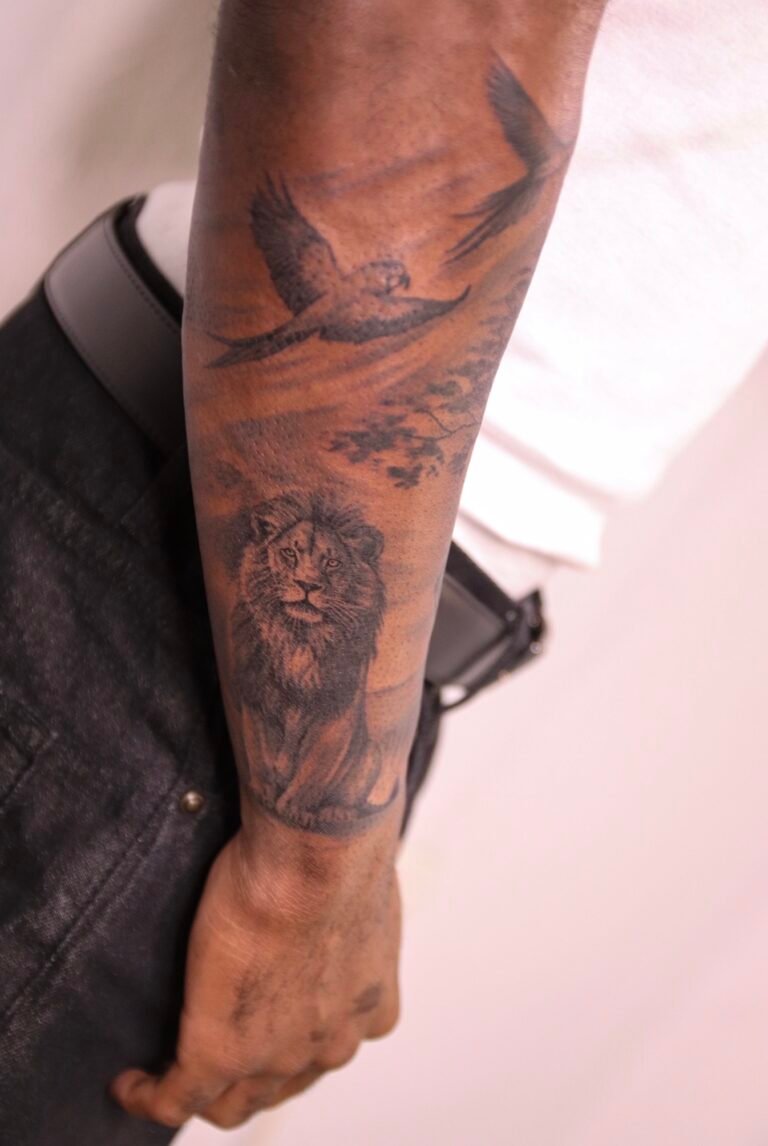 tatouage réaliste animalier